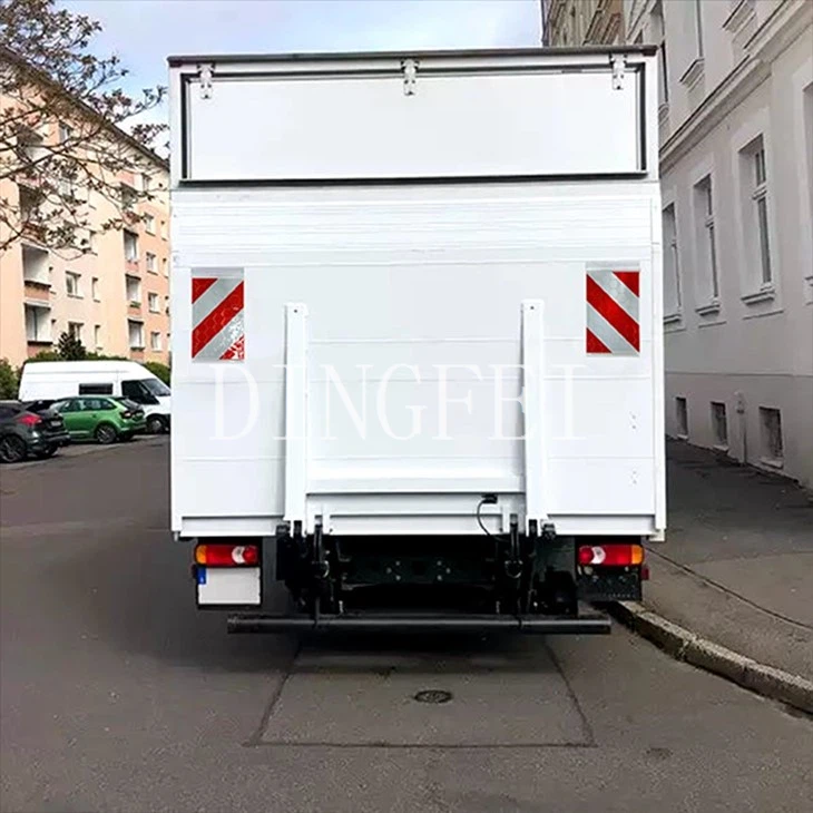 Reflective Warning Flags For Truck Tail Lift