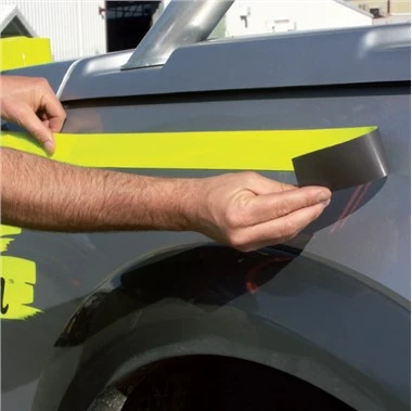 Nastro magnetico riflettente fluorescente