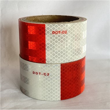 Nastro riflettente rosso e bianco